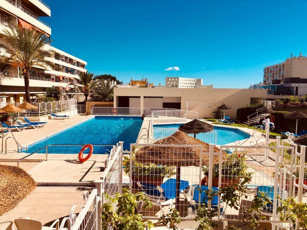 Nogalera 110 City Central 3 Seasonal Pools With Bar Torremolinos Exteriör bild